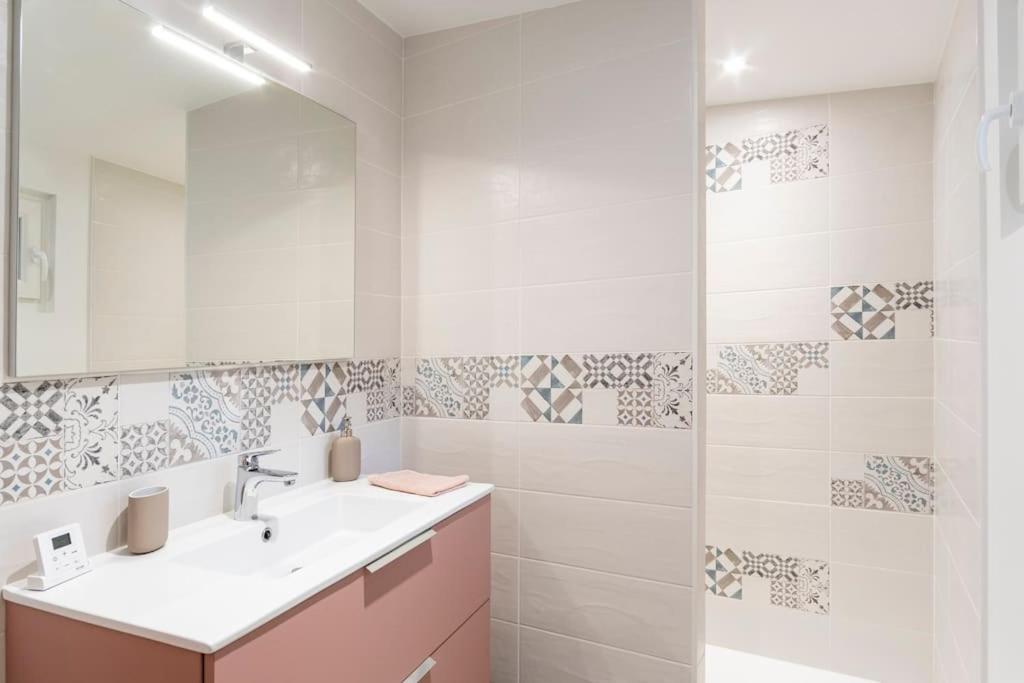 קרול Le Cottage De La Baie מראה חיצוני תמונה